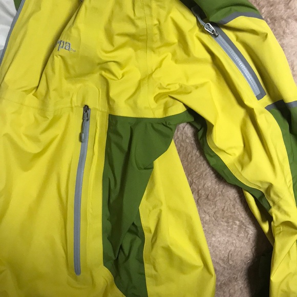 Sherpa Adventure Gear Rain Jacket - Picture 3 of 7